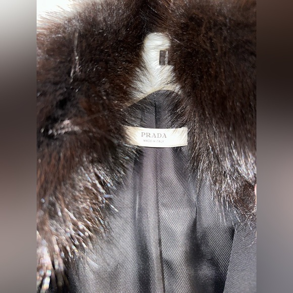 Tailored Prada Suit coat with fur trim - Picture 3 of 5